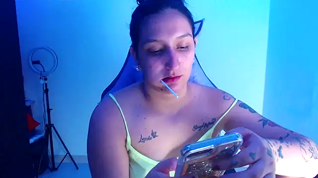 Snapshot of liz_dirty chatting on September 2025 11:04:02 PM liz dirty online show from September 2025 11:04:02 PM