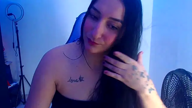 Snapshot of liz_dirty chatting on September 2025 11:16:01 PM liz dirty online show from September 2025 11:16:01 PM