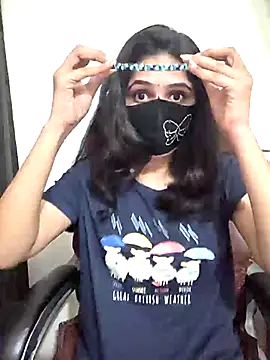 Suvosri online show from November 2025 09:04:01 PM