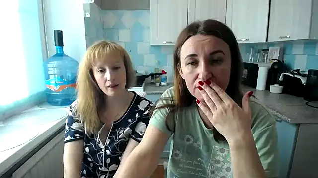Snapshot of DonnaMagdalena chatting on September 2025 07:14:01 AM DonnaMagdalena online show from September 2025 07:14:01 AM