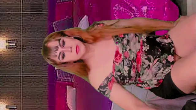 Snapshot of Candyluv chatting on March 2025 12:10:02 AM Candyluv online show from March 2025 12:10:02 AM