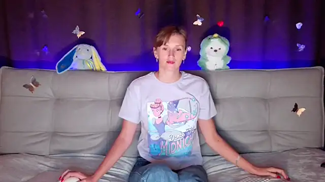 intolerable girl online show from September 2025 08:03:01 AM