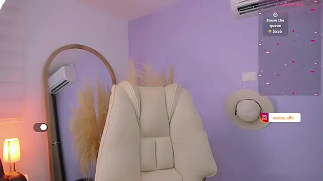 Snapshot of Andrea_Marinn chatting on February 2026 12:51:02 AM Andrea Marinn online show from February 2026 12:51:02 AM