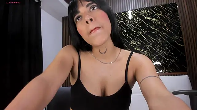 Snapshot of Kitty_19_ chatting on January 2025 03:58:02 AM Kitty 19 online show from January 2025 03:58:02 AM