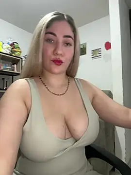 Celestedubois online show from April 2026 02:04:02 AM