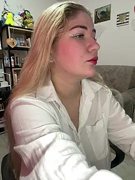 Celestedubois online show from April 2026 07:53:01 PM