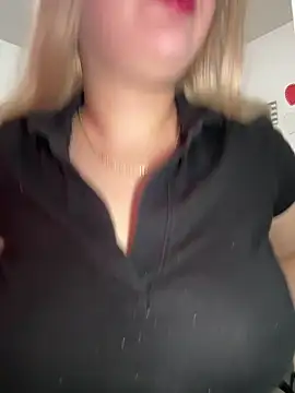 Celestedubois online show from April 2026 08:03:02 PM