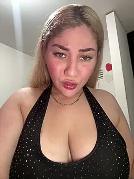 Snapshot of Celestedubois chatting on February 2026 09:23:01 PM Celestedubois online show from February 2026 09:23:01 PM