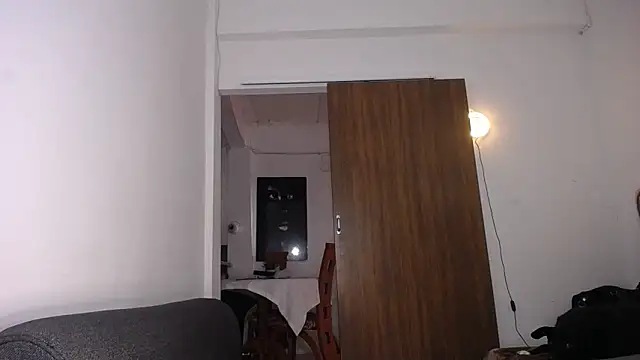 Snapshot of yselahot chatting on February 2026 07:32:02 PM yselahot online show from February 2026 07:32:02 PM