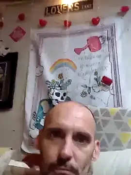 ClydeCan409 online show from May 2026 10:36:01 AM