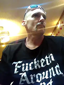 ClydeCan409 online show from March 2026 05:25:04 PM