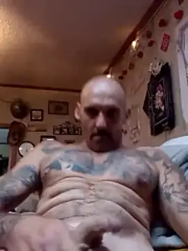 ClydeCan409 online show from June 2026 12:26:01 AM
