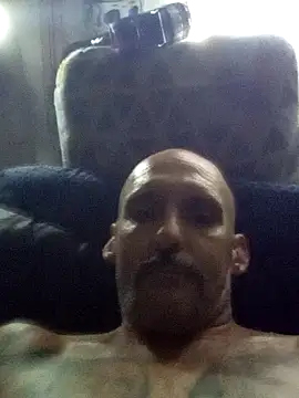 ClydeCan409 online show from July 2026 06:25:01 AM