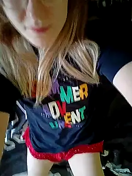 Snapshot of _Sweet_Love_ chatting on February 2025 01:49:02 PM Sweet Love online show from February 2025 01:49:02 PM