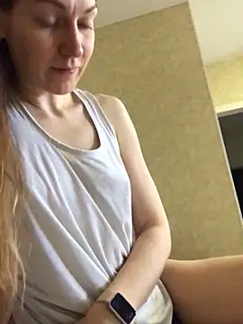  Sweet Love  online show from June 2026 01:33:01 PM