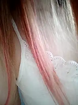 Snapshot of _Sweet_Love_ chatting on February 2026 10:37:01 AM Sweet Love online show from February 2026 10:37:01 AM