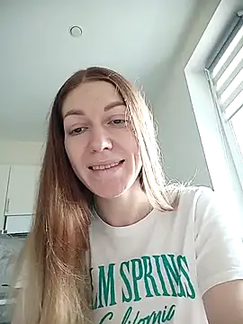 Snapshot of _Sweet_Love_ chatting on September 2025 12:11:02 PM Sweet Love online show from September 2025 12:11:02 PM