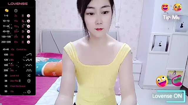 Snapshot of Elvira_baby chatting on March 2025 04:43:01 AM Elvira baby online show from March 2025 04:43:01 AM