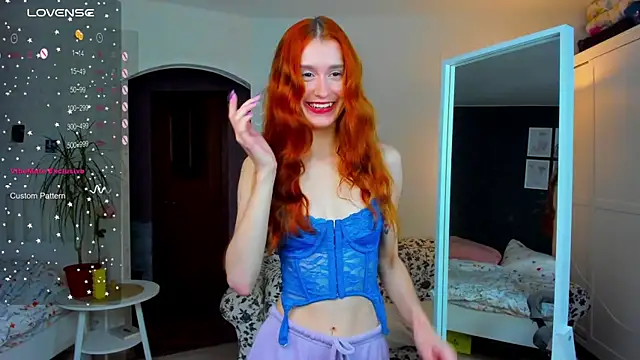Snapshot of Sally_Biscuit chatting on October 2025 11:24:02 AM Sally Biscuit online show from October 2025 11:24:02 AM
