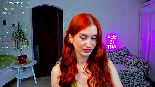 Snapshot of Sally_Biscuit chatting on September 2025 10:15:01 AM Sally Biscuit online show from September 2025 10:15:01 AM