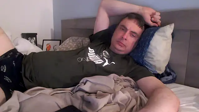 freddy0222222 online show from May 2026 08:09:01 PM