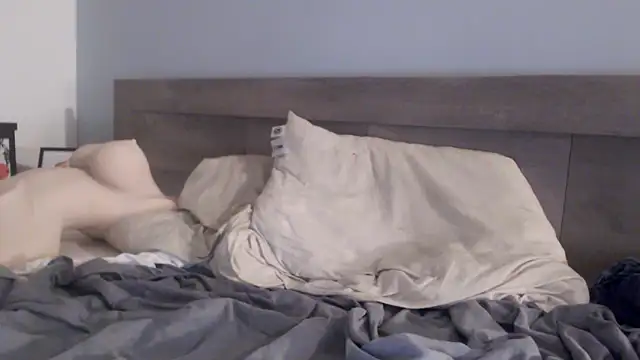 freddy0222222 online show from February 2026 08:28:01 PM