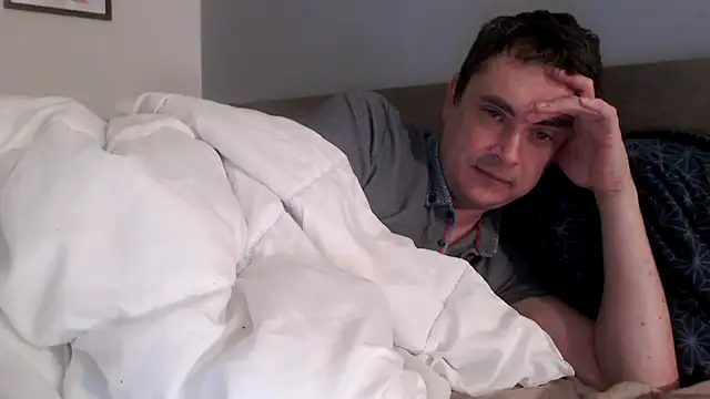 freddy0222222 online show from February 2026 10:09:02 PM