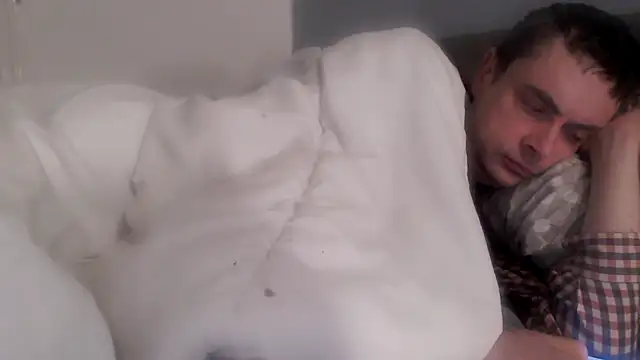 freddy0222222 online show from February 2026 06:22:01 AM