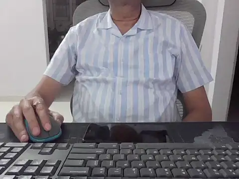 mrose8080 online show from February 2026 06:41:01 PM