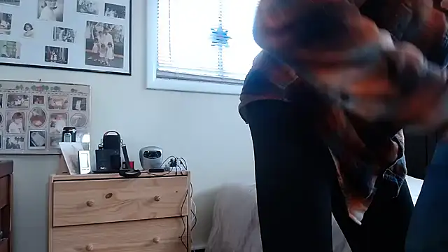 hottottrot691 online show from March 2025 06:17:02 PM