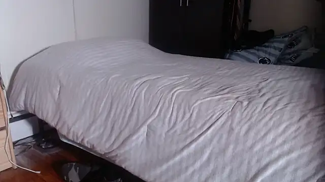 hottottrot691 online show from April 2026 12:25:02 AM