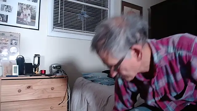 hottottrot691 online show from December 2025 12:35:01 AM