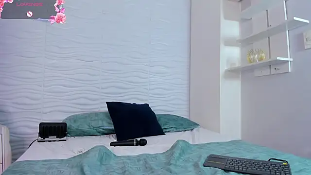 CamileHolmes online show from November 2025 05:56:01 AM