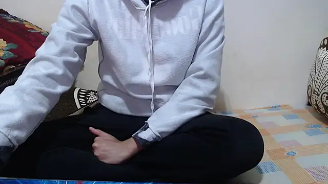 Alexdelarge323 online show from February 2026 11:21:02 AM