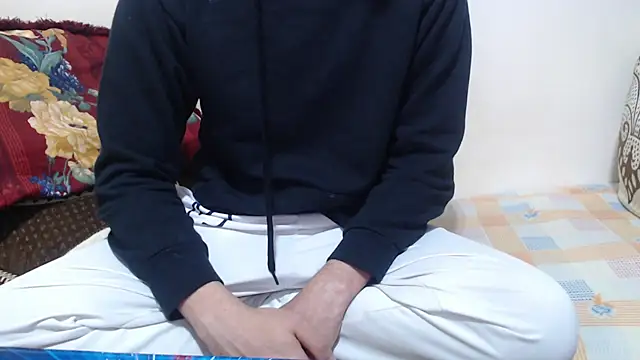 Alexdelarge323 online show from March 2026 01:48:02 PM