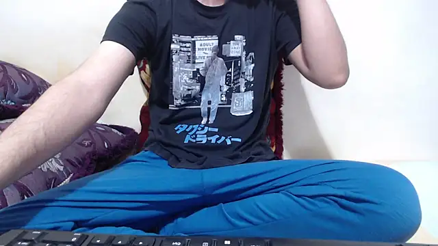 Alexdelarge323 online show from May 2026 04:37:01 PM