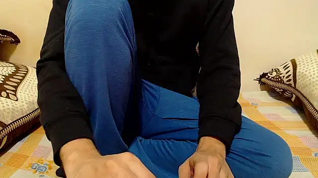 Snapshot of Alexdelarge323 chatting on December 2025 11:56:02 AM Alexdelarge323 online show from December 2025 11:56:02 AM