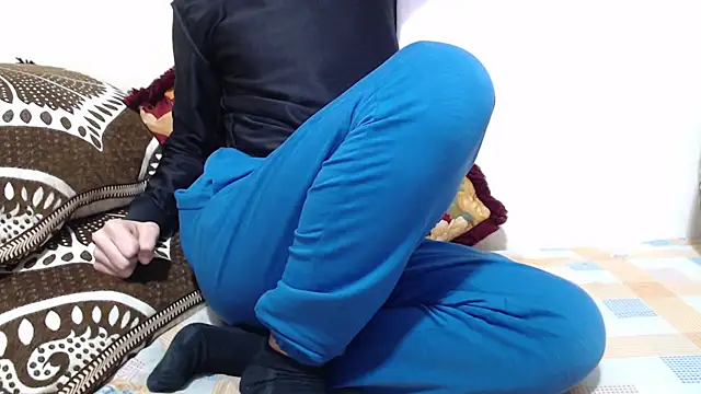 Alexdelarge323 online show from March 2026 01:48:02 PM