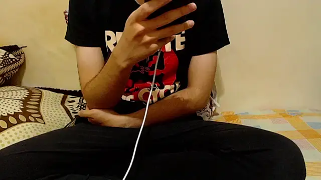 Snapshot of Alexdelarge323 chatting on November 2025 11:58:02 AM Alexdelarge323 online show from November 2025 11:58:02 AM