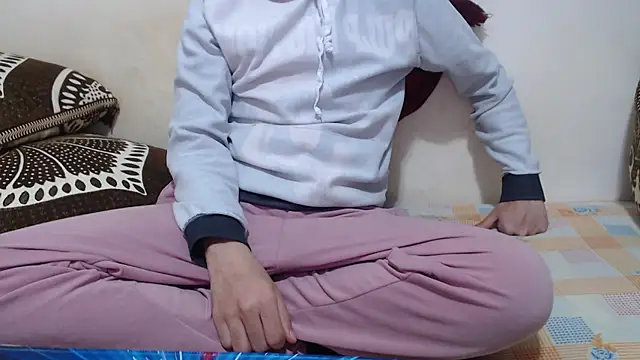 Alexdelarge323 online show from March 2026 02:00:01 PM