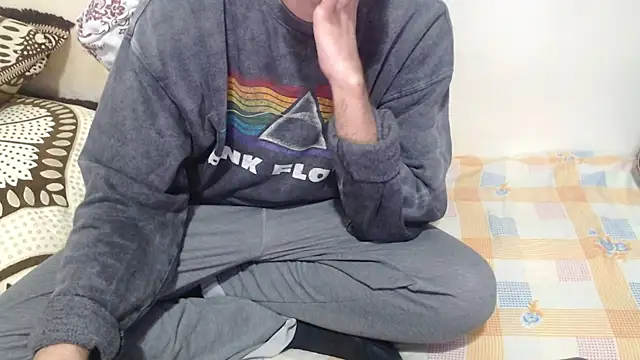 Alexdelarge323 online show from December 2025 06:11:02 PM