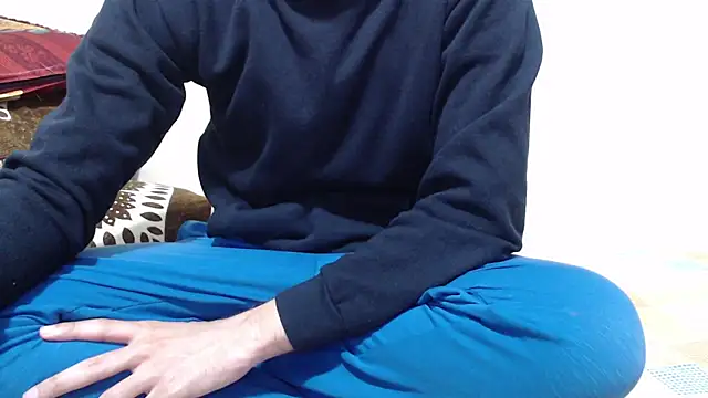 Alexdelarge323 online show from March 2026 04:07:02 PM