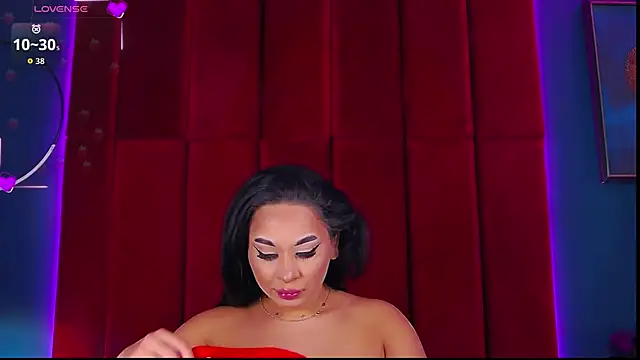 MadyLuxxx online show from September 2025 06:19:01 PM