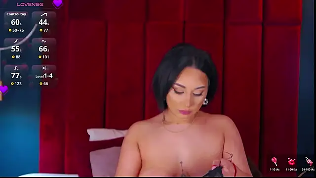 MadyLuxxx online show from December 2025 08:08:02 PM