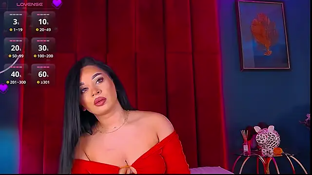 MadyLuxxx online show from October 2025 07:57:02 PM