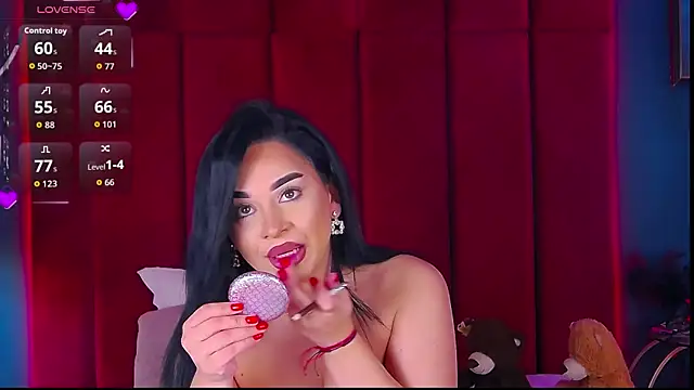 MadyLuxxx online show from November 2025 08:09:01 PM