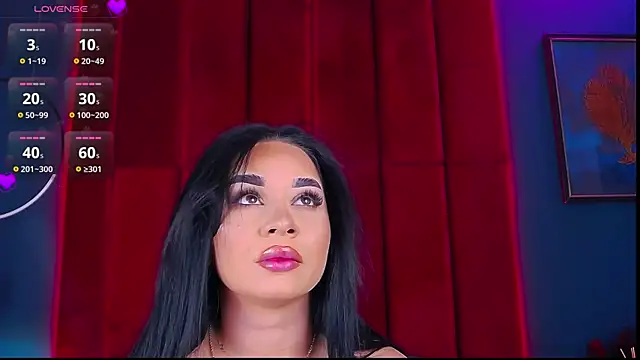 MadyLuxxx online show from October 2025 06:40:02 PM