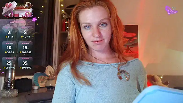 Snapshot of Cassie_Wild chatting on June 2026 12:11:01 PM Cassie Wild online show from June 2026 12:11:01 PM