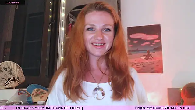 Snapshot of Cassie_Wild chatting on May 2026 01:06:01 PM Cassie Wild online show from May 2026 01:06:01 PM