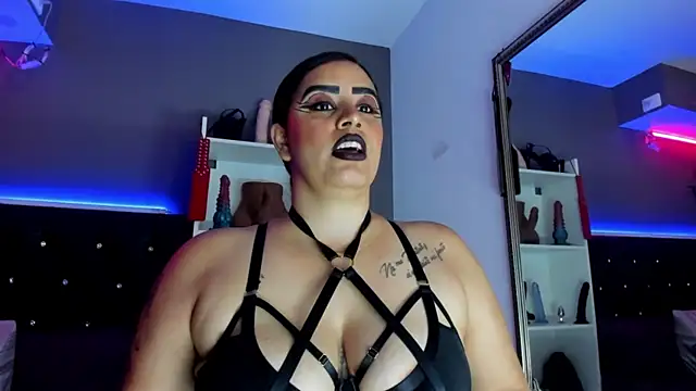 MariaGaitan online show from June 2026 05:12:02 PM